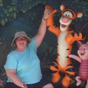 Meet your Posher, Debbi